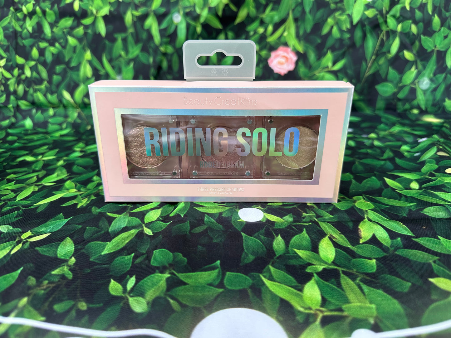#119 RIDING SOLO EYESHADOW TRIO